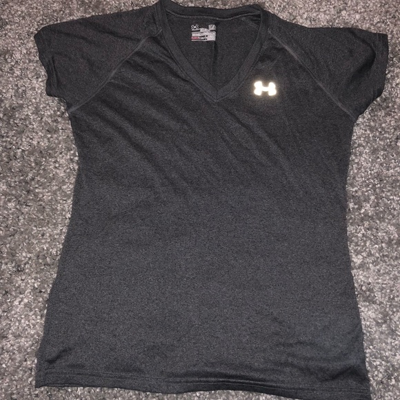 Under Armour Grey V Neck Tee - Picture 1 of 3